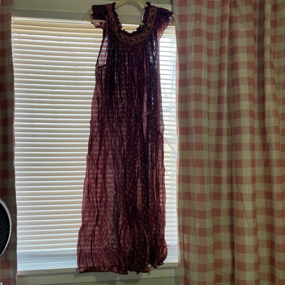 Doen night gown